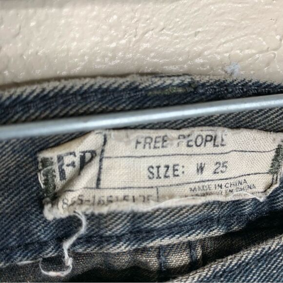 Free people runaway raw cut black brown denim shorts - Picture 8 of 9